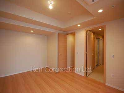 Bedroom ※Photo of the same layout on 35 floor. Decoration and fixture may differ.