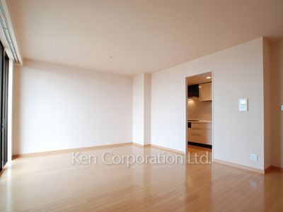 Living-Dining ※Photo of the same layout on 15 floor. Decoration and fixture may differ.