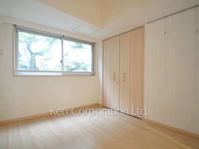 Bedroom ※Photo of the same layout on 1 floor. Decoration and fixture may differ.