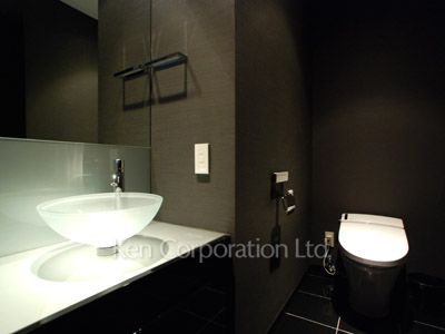 Lavatory ※Photo of the same layout on 22 floor. Decoration and fixture may differ.
