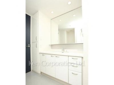 Other Interior/Fixtures ※Photo of the same layout on 8 floor. Decoration and fixture may differ.