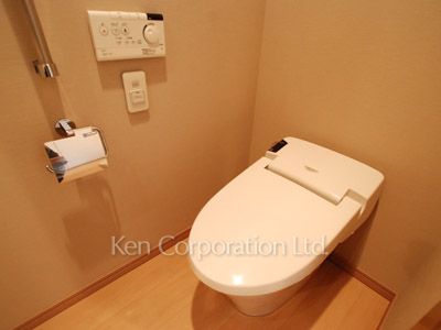 Lavatory ※Photo of the same layout on 19 floor. Decoration and fixture may differ.