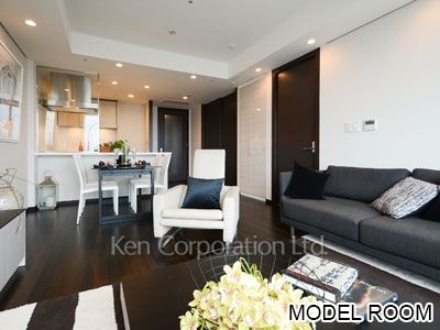 Living-Dining ※Photo of the same layout on 10 floor. Decoration and fixture may differ.
