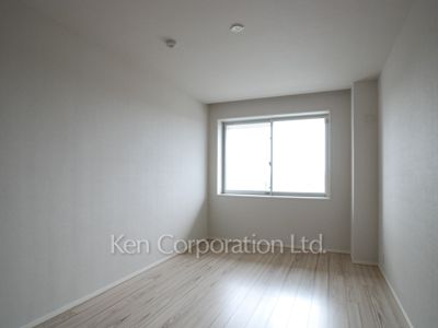 Bedroom ※Photo of the same layout on 6 floor. Decoration and fixture may differ.