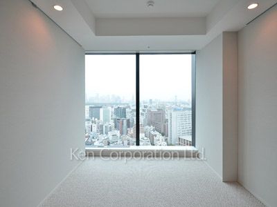 Bedroom ※Photo of the same layout on 19 floor. Decoration and fixture may differ.