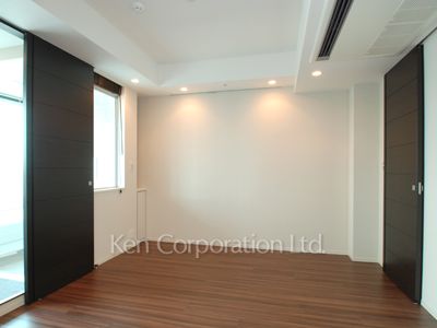 Bedroom ※Photo of the same layout on 13 floor. Decoration and fixture may differ.
