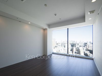 Living-Dining ※Photo of the same layout on 15 floor. Decoration and fixture may differ.