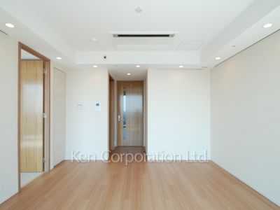 Living-Dining ※Photo of the same layout on 16 floor. Decoration and fixture may differ.