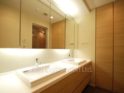 Powder Room