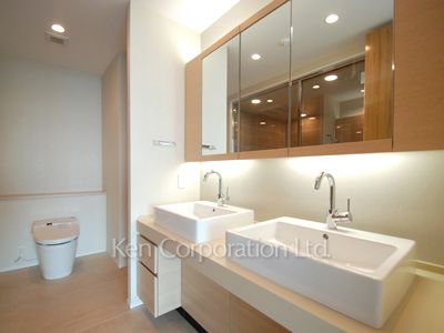 Powder Room