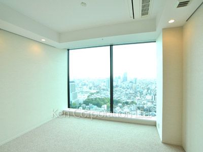 Other Room ※Photo of the same layout on 22 floor. Decoration and fixture may differ.