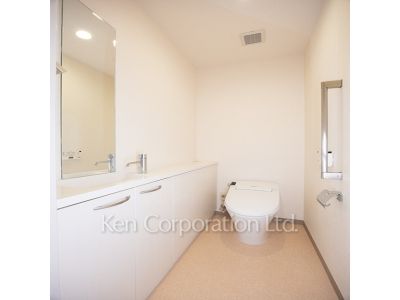 Lavatory