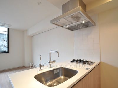 Kitchen ※Photo of the same layout on 2 floor. Decoration and fixture may differ.