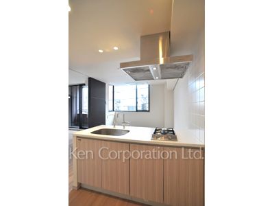 Kitchen ※Photo of the same layout on 2 floor. Decoration and fixture may differ.