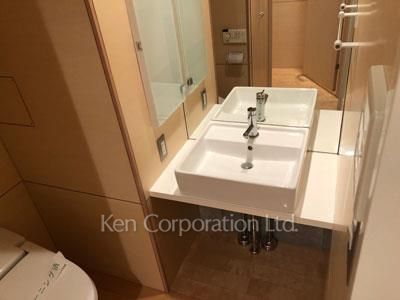 Powder Room