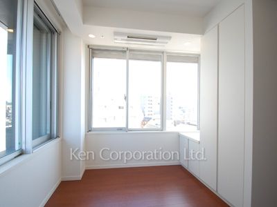Bedroom ※Photo of the same layout on 5 floor. Decoration and fixture may differ.