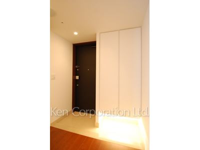 Entrance ※Photo of the same layout on 3 floor. Decoration and fixture may differ.