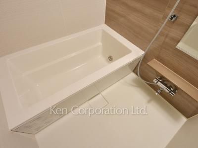 Bath ※Photo of the same layout on 24 floor. Decoration and fixture may differ.