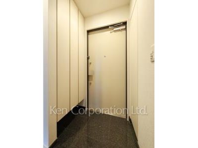 Entrance *Photo of similar layout