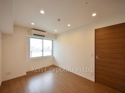 Bedroom ※Photo of the same layout on 22 floor. Decoration and fixture may differ.