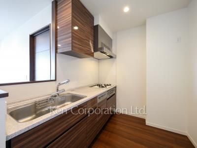 Kitchen  *Photo of similar layout