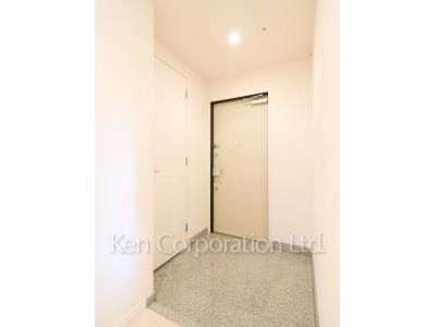 Entrance ※Photo of the same layout on 38 floor. Decoration and fixture may differ.