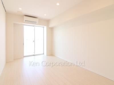 Bedroom ※Photo of the same layout on 38 floor. Decoration and fixture may differ.
