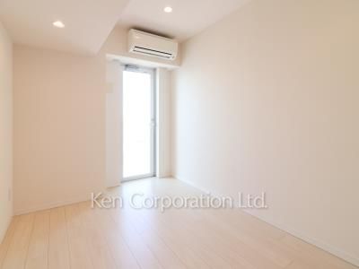 Bedroom ※Photo of the same layout on 38 floor. Decoration and fixture may differ.