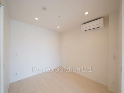 Bedroom ※Photo of the same layout on 18 floor. Decoration and fixture may differ.