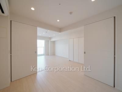 Bedroom ※Photo of the same layout on 18 floor. Decoration and fixture may differ.