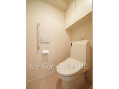Lavatory ※Photo of the same layout on 20 floor. Decoration and fixture may differ.