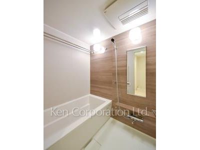 Bath ※Photo of the same layout on 24 floor. Decoration and fixture may differ.