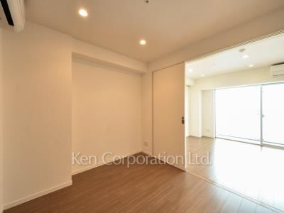 Bedroom ※Photo of the same layout on 33 floor. Decoration and fixture may differ.
