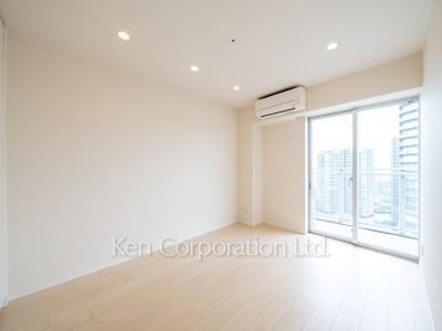 Bedroom ※Photo of the same layout on 38 floor. Decoration and fixture may differ.