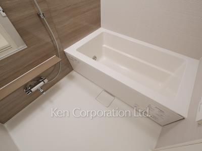 Bath ※Photo of the same layout on 21 floor. Decoration and fixture may differ.