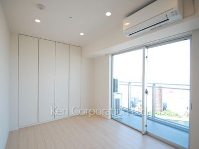 Bedroom ※Photo of the same layout on 36 floor. Decoration and fixture may differ.