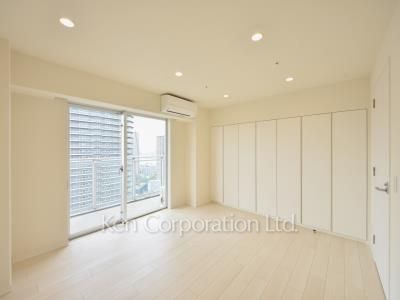 Bedroom ※Photo of the same layout on 31 floor. Decoration and fixture may differ.