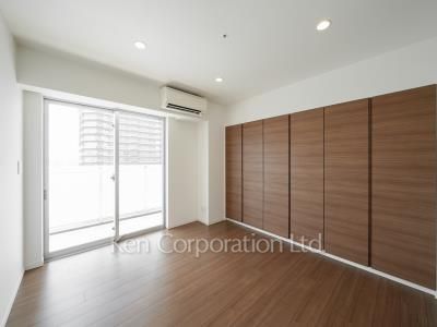 Bedroom ※Photo of the same layout on 17 floor. Decoration and fixture may differ.
