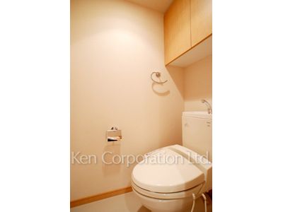 Lavatory ※Photo of the same layout on 13 floor. Decoration and fixture may differ.