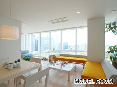 Living-Dining ※Photo of the same layout on 16 floor. Decoration and fixture may differ.