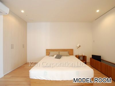 Bedroom ※Photo of the same layout on 16 floor. Decoration and fixture may differ.
