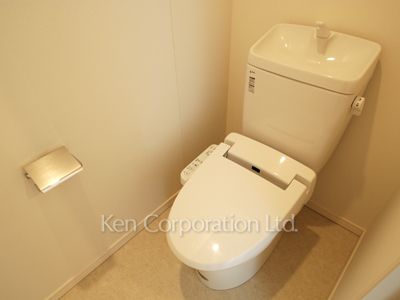 Lavatory ※Photo of the same layout on 23 floor. Decoration and fixture may differ.