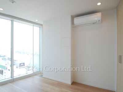 Bedroom ※Photo of the same layout on 16 floor. Decoration and fixture may differ.