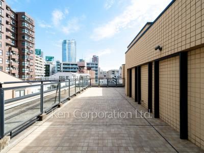 Roof Balcony
