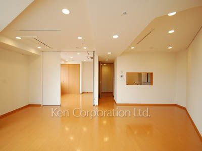 Living-Dining ※Photo of the same layout on 19 floor. Decoration and fixture may differ.