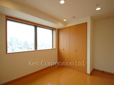 Bedroom ※Photo of the same layout on 19 floor. Decoration and fixture may differ.