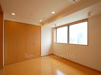 Bedroom ※Photo of the same layout on 19 floor. Decoration and fixture may differ.