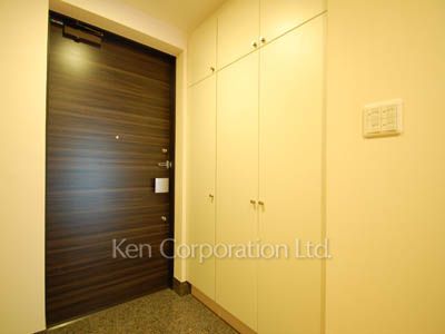 Entrance ※Photo of the same layout on 19 floor. Decoration and fixture may differ.