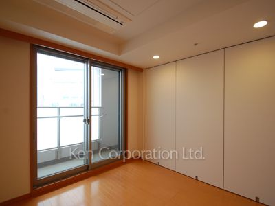 Bedroom ※Photo of the same layout on 19 floor. Decoration and fixture may differ.