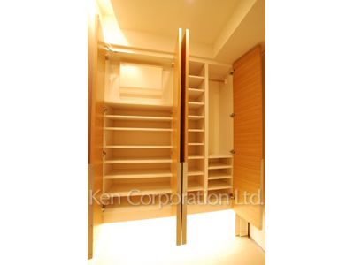 Shoes Closet ※Photo of the same layout on 8 floor. Decoration and fixture may differ.